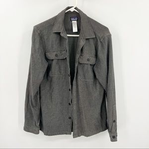 Patagonia Organic Cotton Men's Button Down Flannel Shirt Small